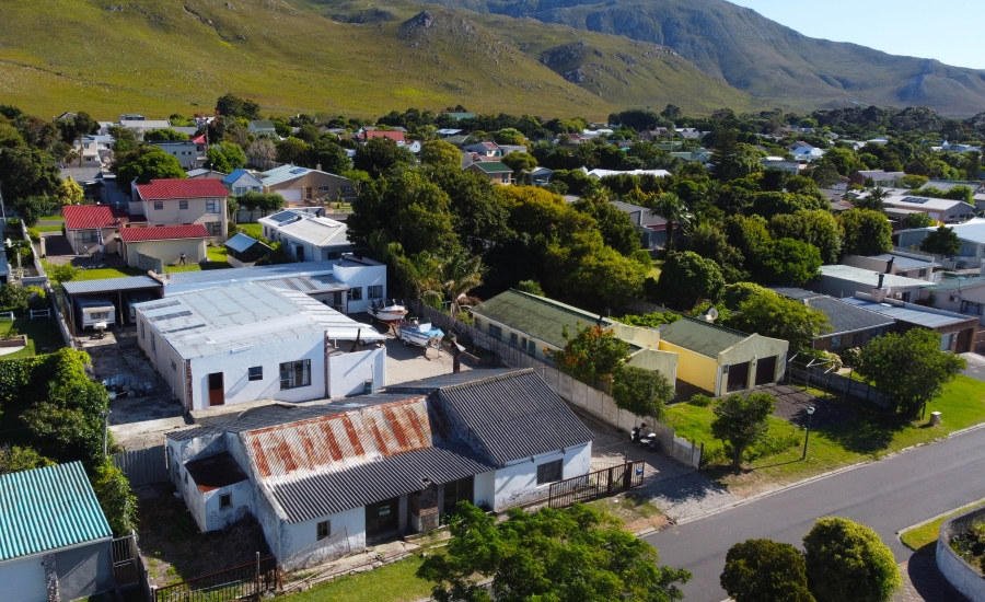 10 Bedroom Property for Sale in Kleinmond Western Cape